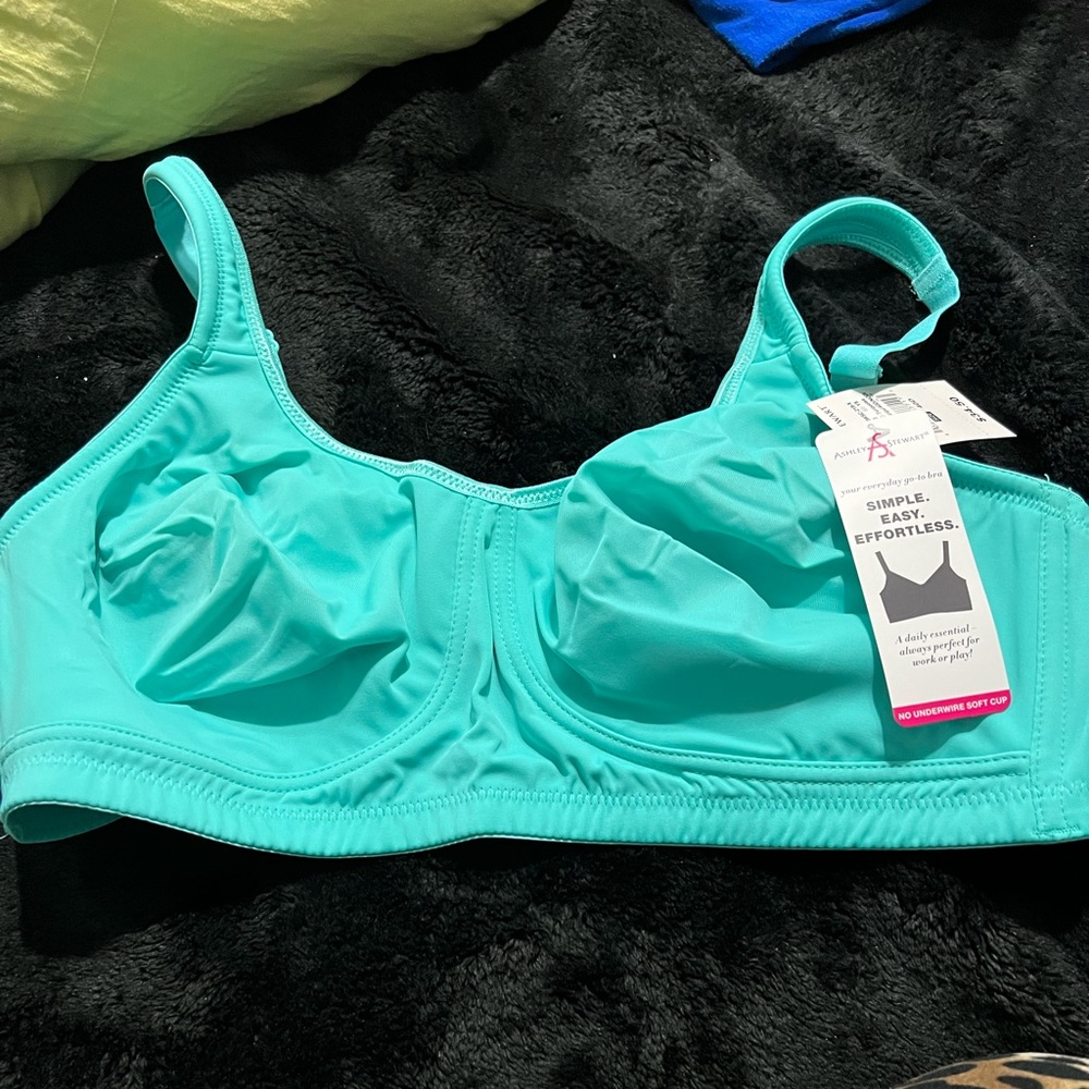 Ashley Stewart no underwire soft cup bra size 40D turquoise bra